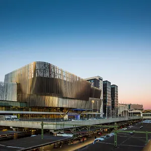 Ξενοδοχείο Radisson Blu Waterfront Hotel,